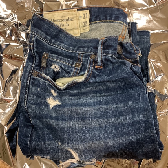 Mens 31/32 Abercrombie & Fitch Denim Shorts. - Picture 7 of 7